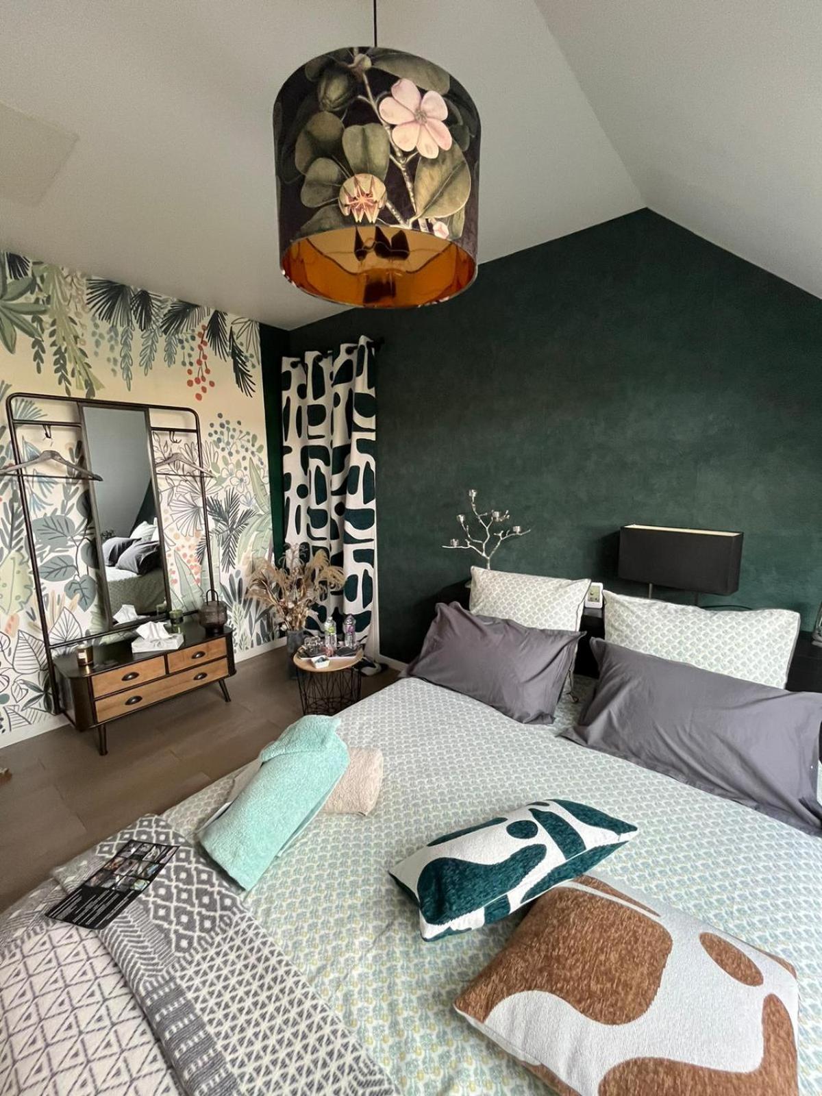 Chambre Dans Un Ecrin De Verdure Angrie 외부 사진