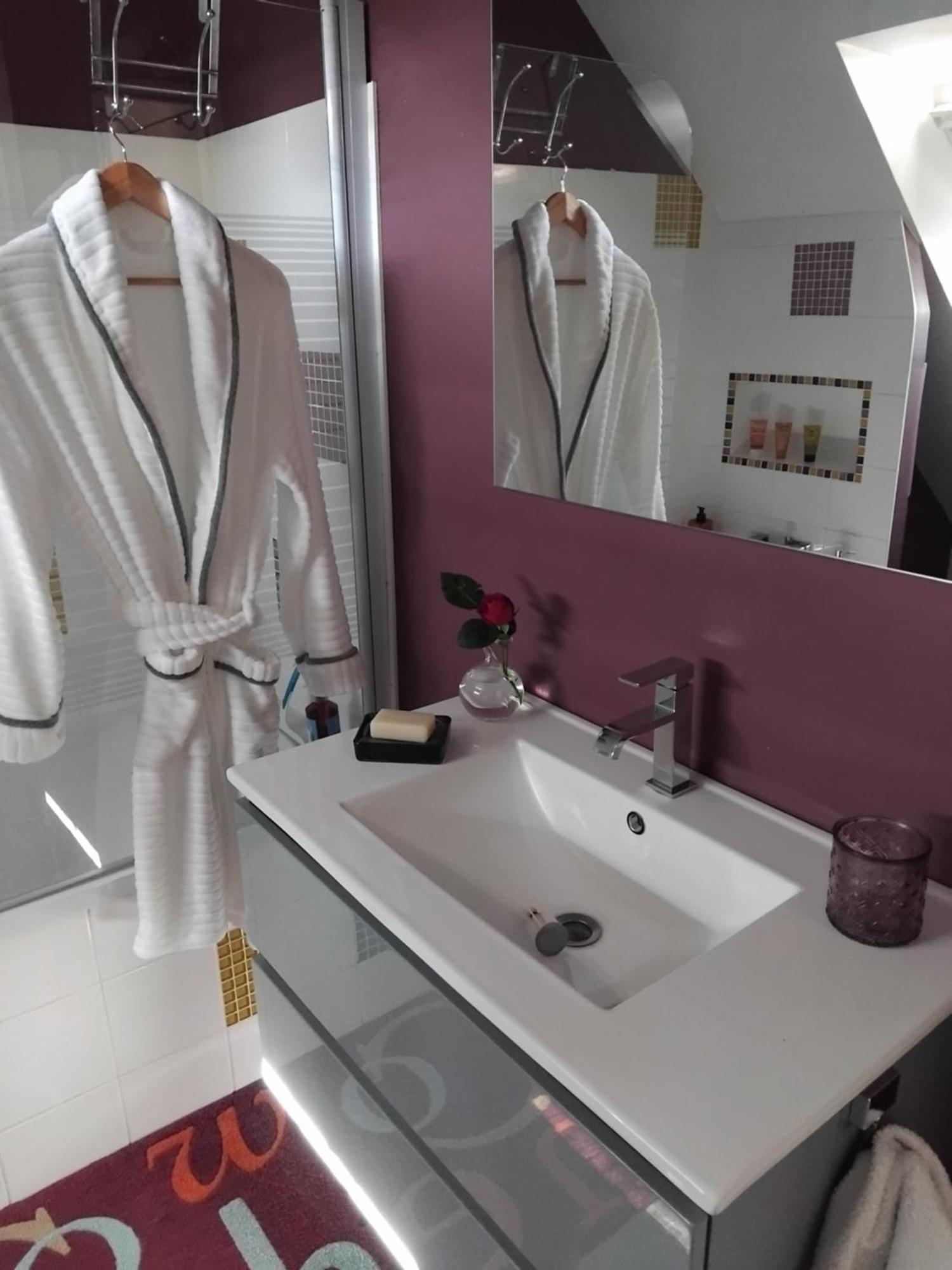Chambre Dans Un Ecrin De Verdure Angrie 외부 사진